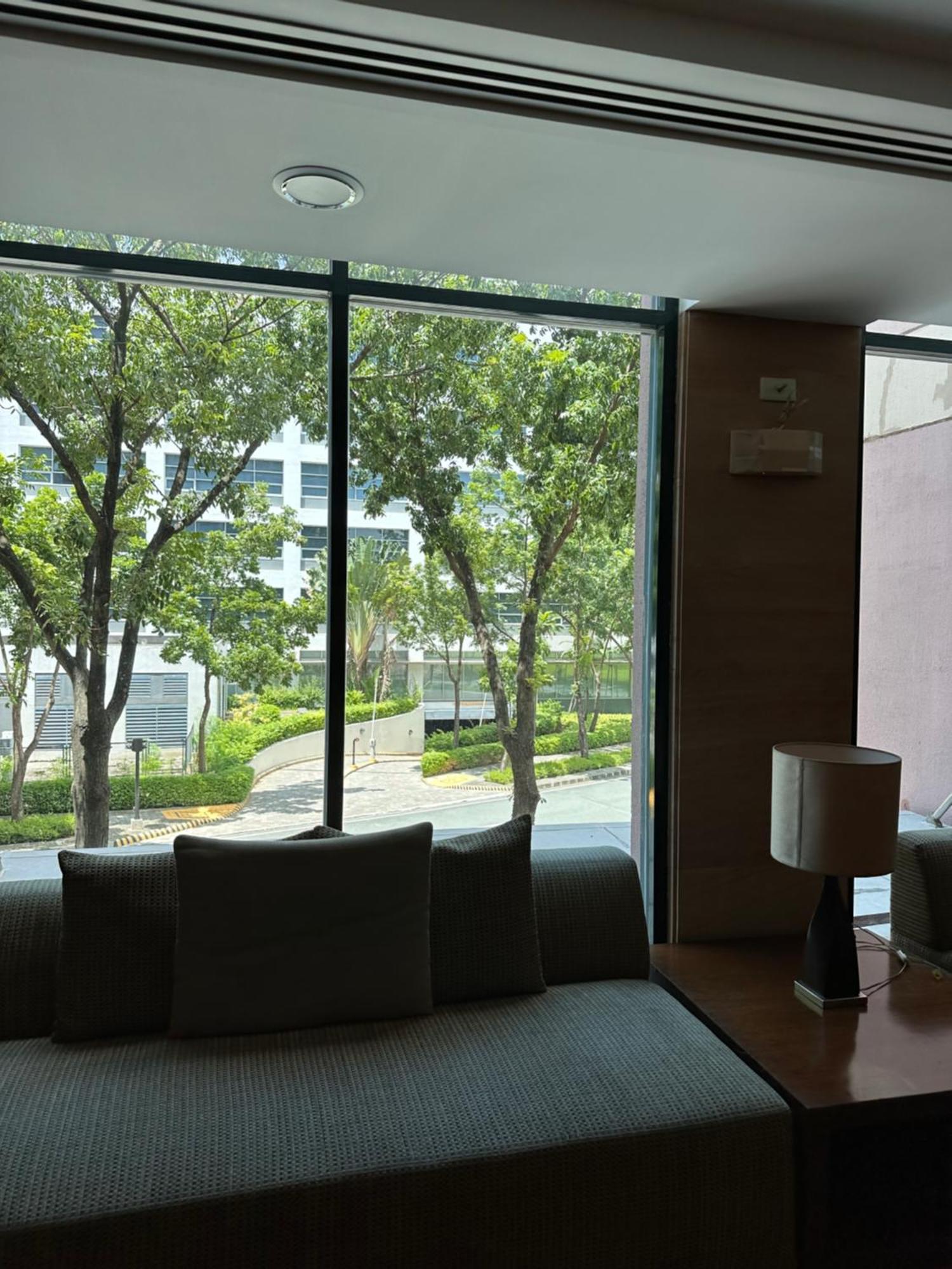Studio One Condominium, Alabang - Bluu - Fiber Wi-Fi, Netflix-Ready Muntinlupa City Kültér fotó